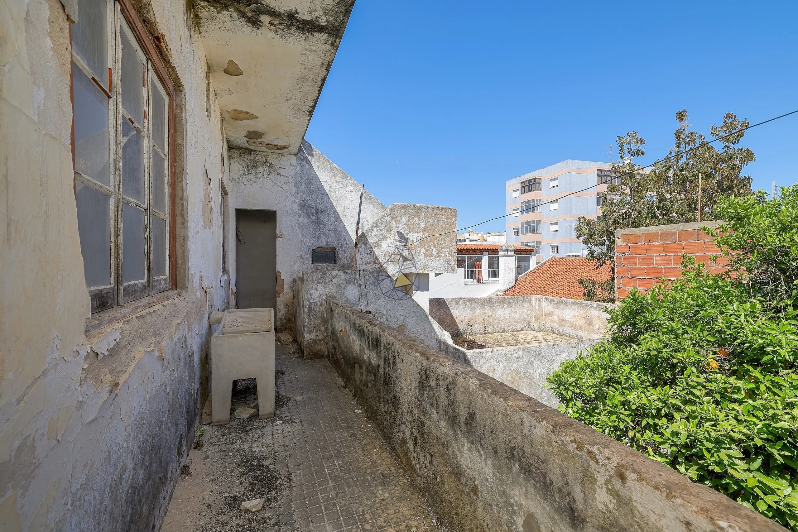 Photo by Pera Premium