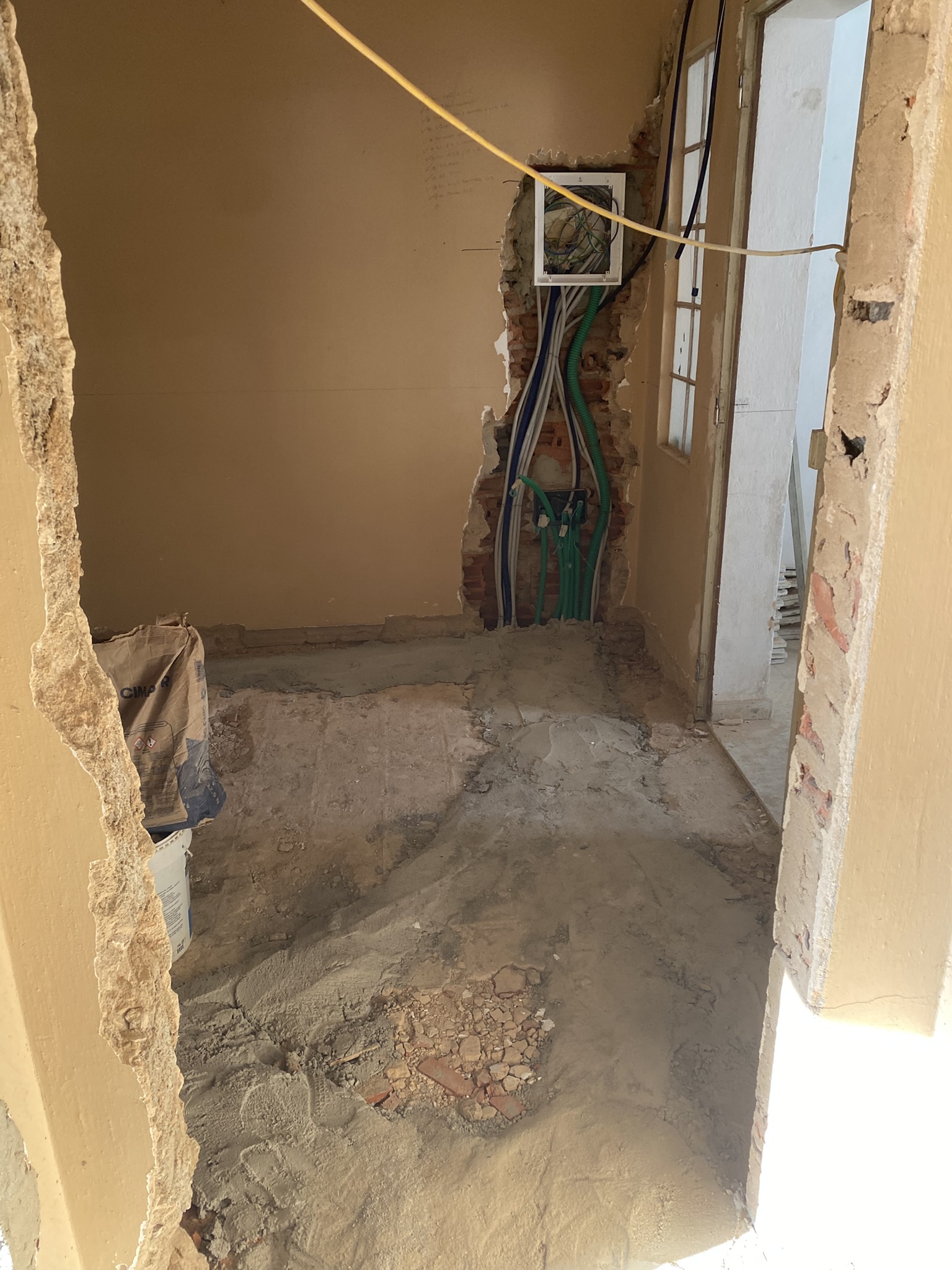 First Floor entrance restauration