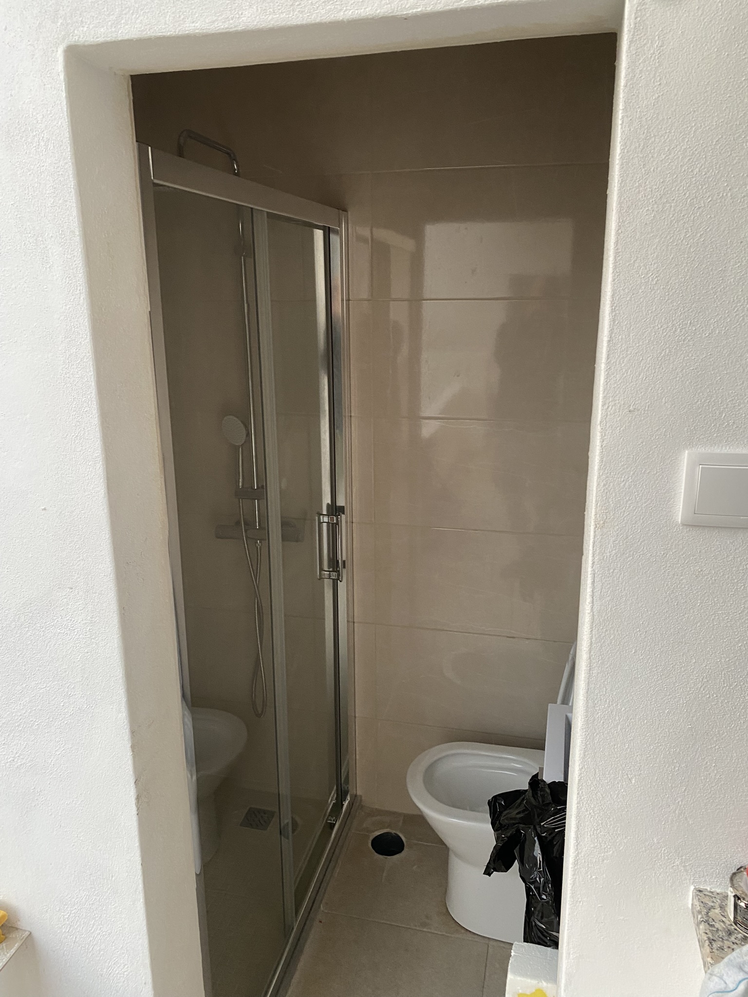 Small bathroom shower