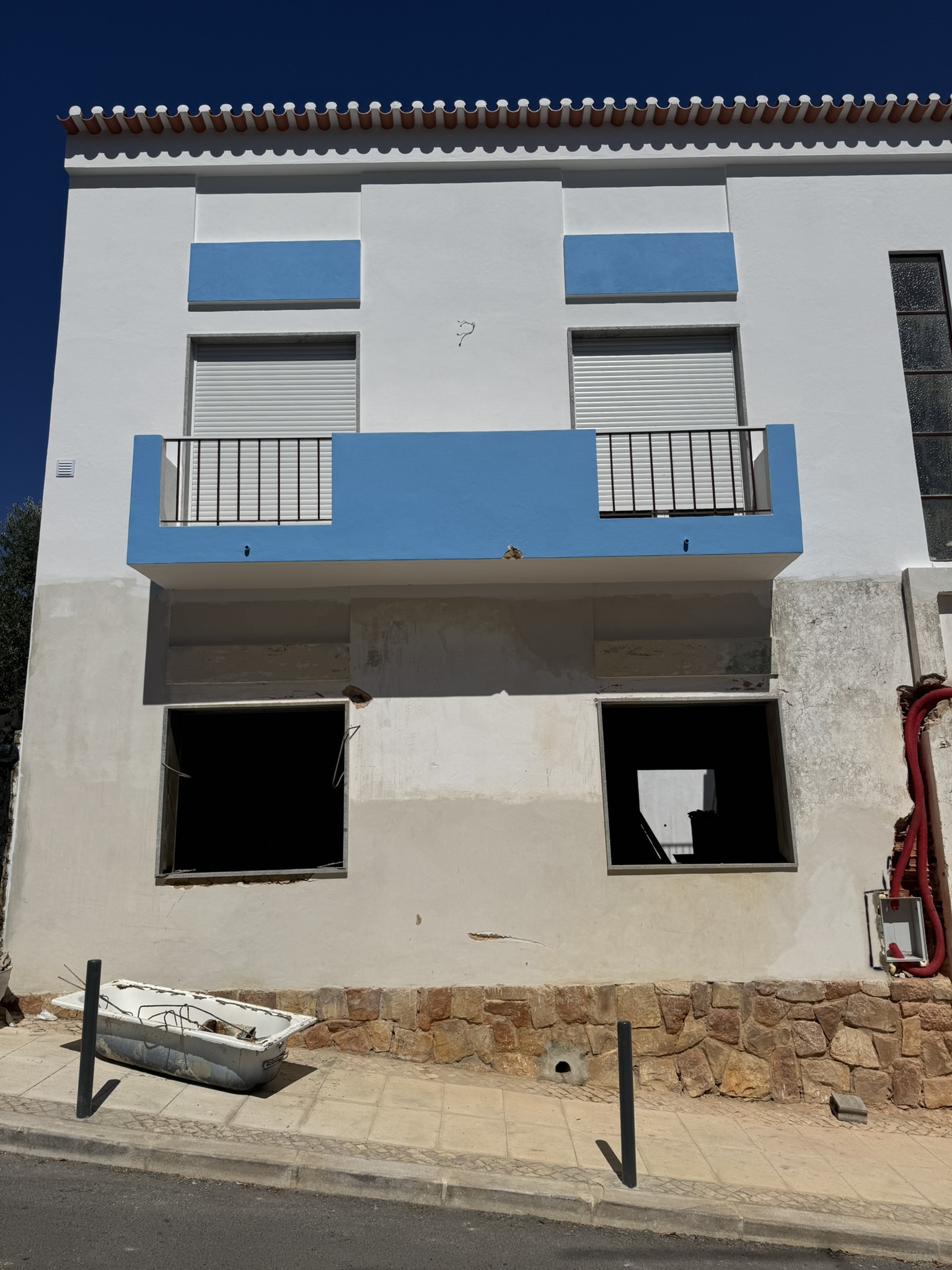 windows out