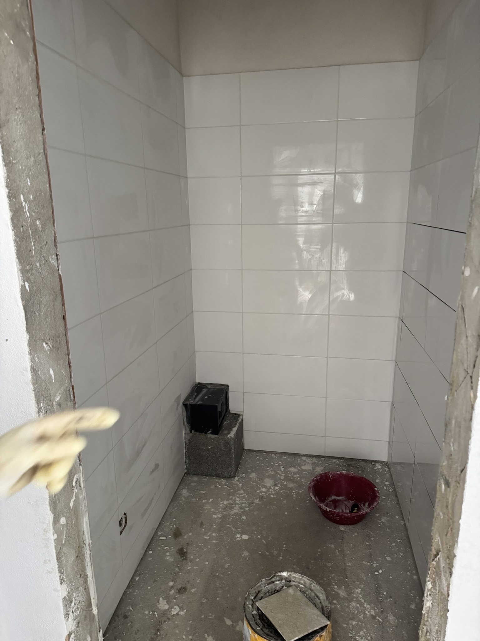 Storage room tiles